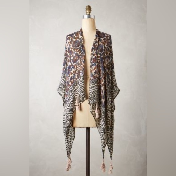 Bohemian Patterned wrap with Tassels - Picture 2 of 6